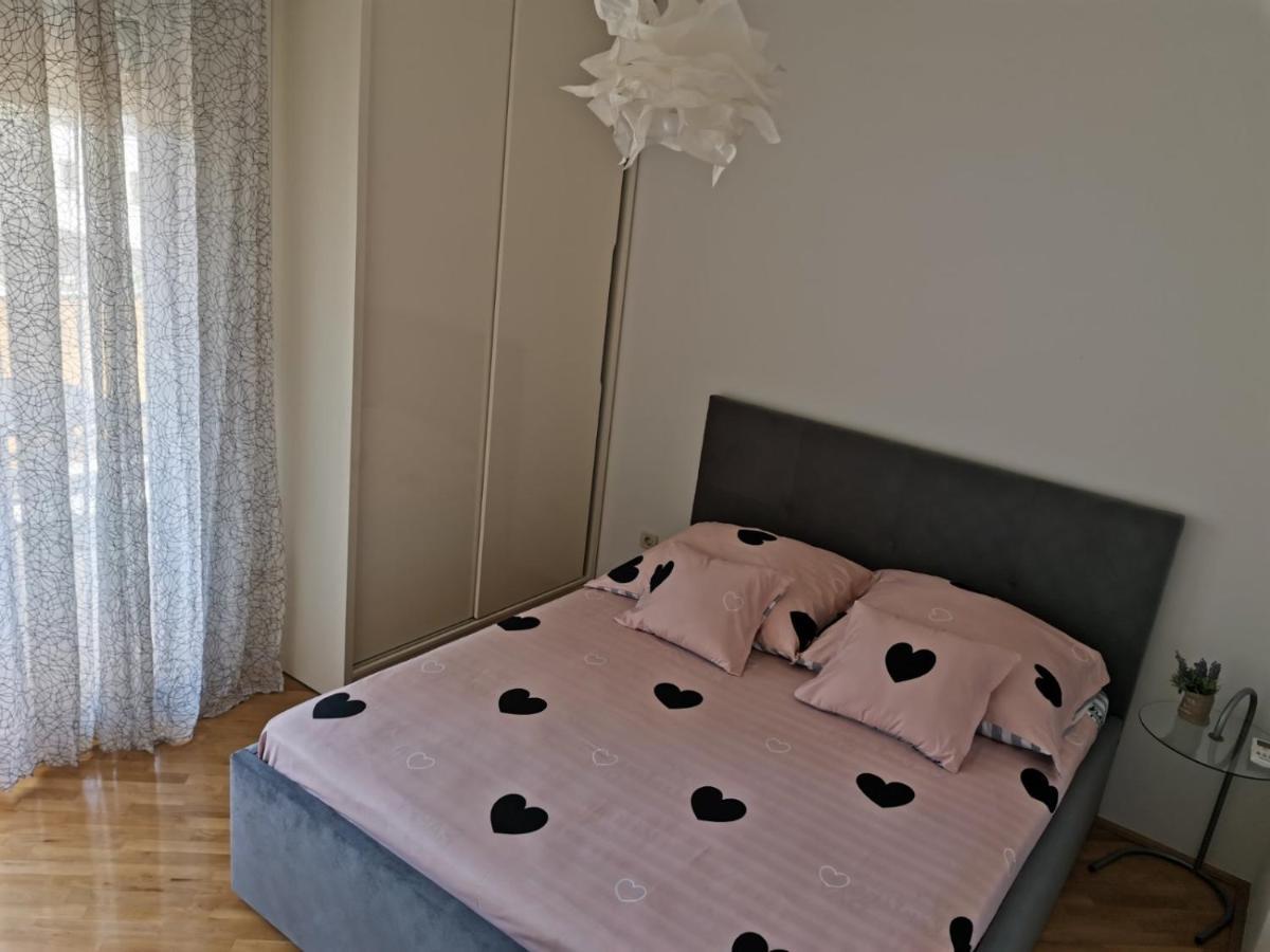 1 Apartmant & 1 Delux Room With Bathroom Dubrovnik Exterior photo