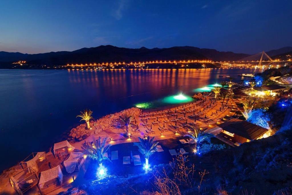 1 Apartmant & 1 Delux Room With Bathroom Dubrovnik Exterior photo
